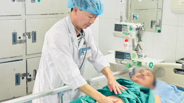 Cứu sống bệnh nhân sốc nhiễm khuẩn do vi khuẩn thương hàn