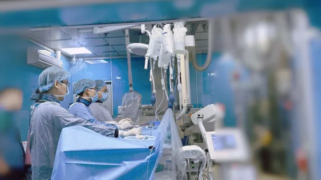 Nam thanh niên 19 tuổi vượt qua ca hút huyết khối tĩnh mạch não hiếm gặp