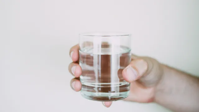 Trời lạnh: Đừng để cơ thể "khát" mà không biết