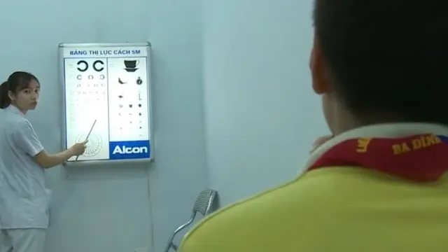 Phối hợp liên ngành kiểm soát tật khúc xạ học đường