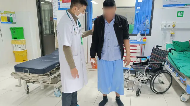 Đột quỵ sau khi xuất hiện đau đầu, co giật lúc nửa đêm