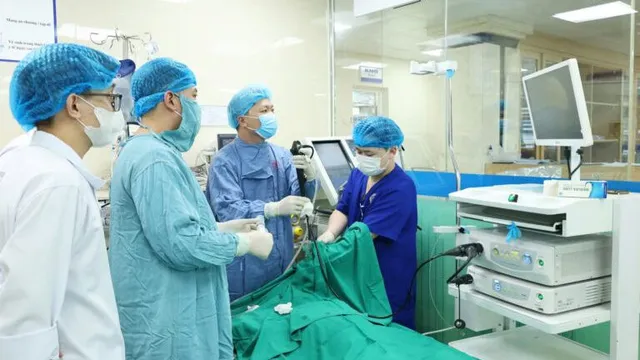 Giành lại sự sống cho bệnh nhân sốc nhiễm khuẩn, áp xe phổi nguy kịch