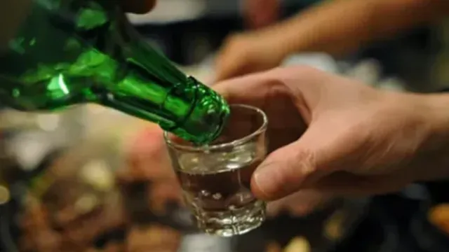 Bộ Y tế: Điều tra vụ nghi ngộ độc rượu methanol tại Hải Phòng