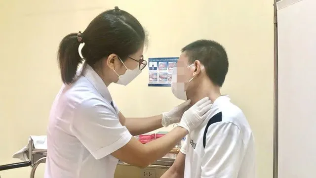 Đừng xem nhẹ khối u vùng cổ