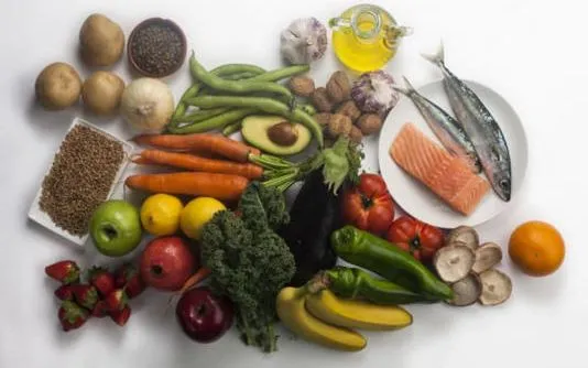 Chế độ ăn và tập luyện giúp kiểm soát thoái hóa khớp