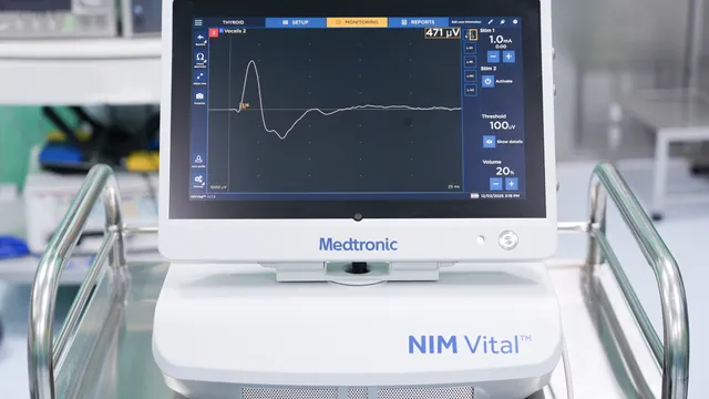 Loại bỏ nguy cơ liệt mặt nhờ máy dò thần kinh