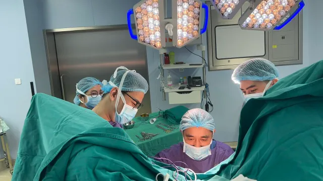 Điều trị trĩ sai chỉ định, người phụ nữ phải phẫu thuật phức tạp