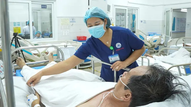 Nhiều lần ngưng tim, ngưng thở, bệnh nhân được cứu sống ngoạn mục