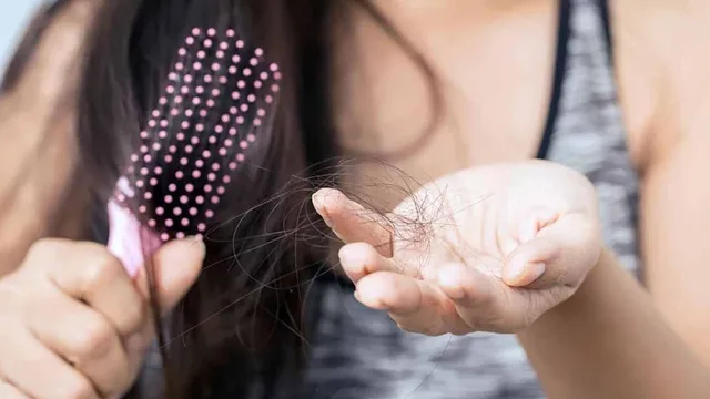 Những biểu hiện cho thấy rụng tóc không còn là sinh lý