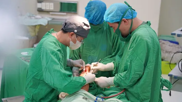 Đứt gân Achilles: Đừng bỏ lỡ thời điểm vàng điều trị