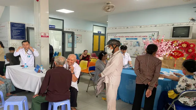 TP Hồ Chí Minh: Hoàn tất 1.140 mũi tiêm vaccine cúm cho người cao tuổi hoàn cảnh khó khăn