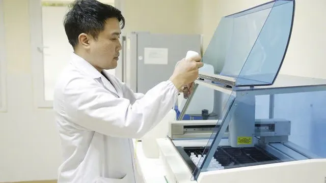 Ung thư hiếm gặp xuất hiện cùng lúc ở dạ dày, đại tràng