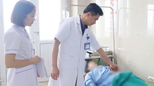 Sản phụ trụy mạch do chửa ngoài tử cung vỡ