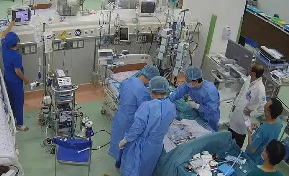 Cứu sống bé viêm cơ tim tối cấp nguy kịch
