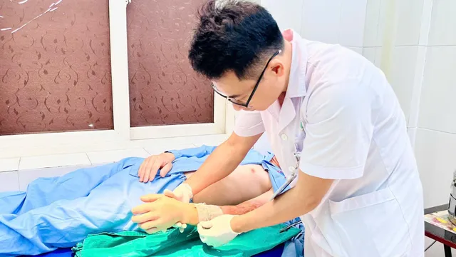 Nối thành công cẳng tay đứt rời sau 6 giờ