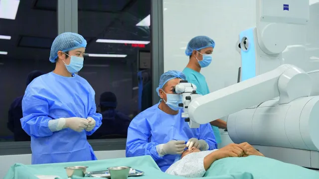 15 năm phát triển, BV Mắt Quốc tế DND khẳng định vị thế với đội ngũ chuyên môn cao và công nghệ hiện đại