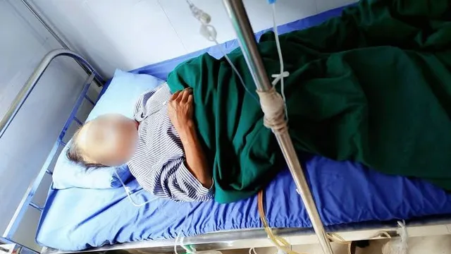 Tự uống thuốc giảm đau vì đau dạ dày, bệnh nhân suýt mất mạng