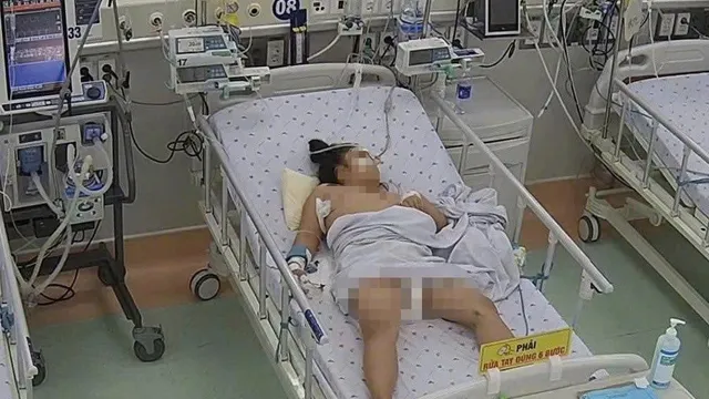 Sốc sốt xuất huyết Dengue nặng gây tổn thương gan cấp ở trẻ