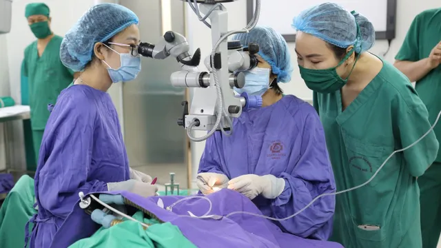 Ghép giác mạc từ người hiến chết não tại Quảng Ninh