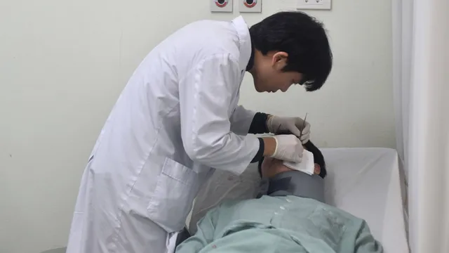 Cảnh báo biến chứng muộn sau tiêm filler vùng tai