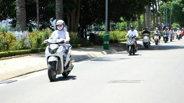 Nắng nóng cực đoan làm tăng nguy cơ đột quỵ, sốc nhiệt