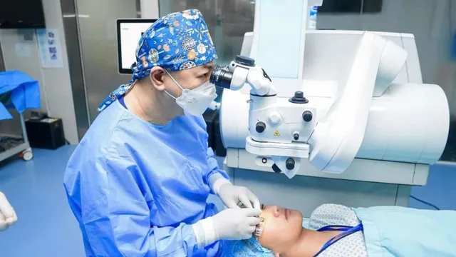 Từ "4 mắt" đến phiên bản tự tin hơn của chính mình