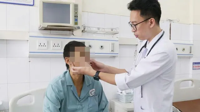 Chỉ số vàng da tăng gấp 42 lần sau khi dùng thuốc nam không rõ nguồn gốc