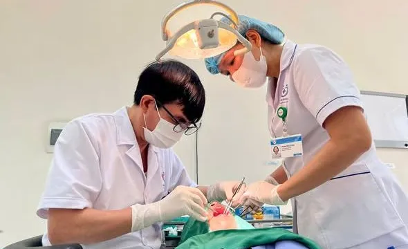 Khi nào cần đi khám vì sưng đau dưới lưỡi?