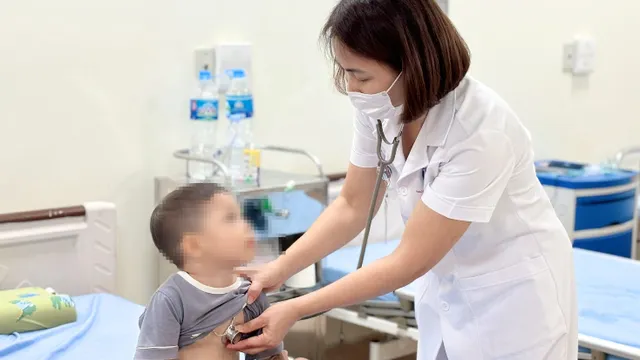 Cúm A gia tăng ở trẻ em, cảnh giác nguy cơ biến chứng
