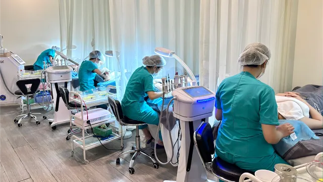Chữa lành làn da và trị sẹo trong không gian riêng tư tại Em Mây Skin Center
