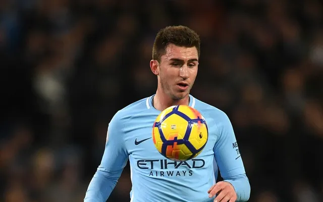 Cầu Thủ Laporte - Từ Bilbao Đến Etihad, Vinh Quang La Roja