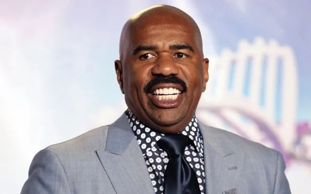 Steve Harvey tiếp tục được chọn làm người dẫn chương trình Hoa hậu hoàn vũ  2018 | VTV.VN