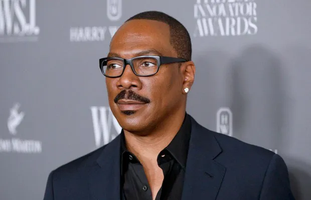 Eddie Murphy nhận giải thành tựu trọn đời của Critics' Choice | VTV.VN