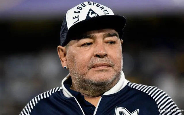 Diego Maradona, một trong những huyền thoại bóng đá vĩ đại nhất mọi thời đại