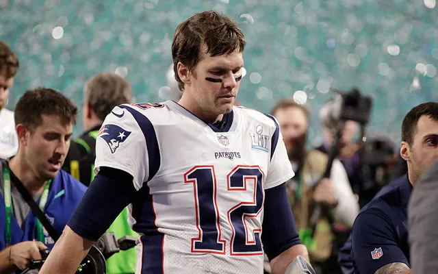 Huyền thoại bóng bầu dục Tom Brady lần đầu tiên trở thành cầu thủ tự do |  VTV.VN