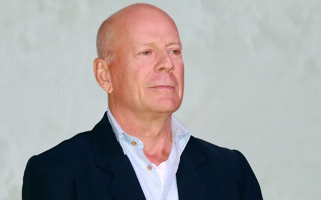 Bruce Willis bị tổn thương não, Mâm xôi vàng hủy bỏ hạng mục riêng dành cho  nam diễn viên | VTV.VN