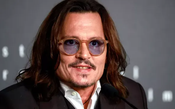 Johnny Depp không "cạch mặt" Disney | VTV.VN