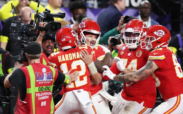 Kansas City Chiefs vô địch Super Bowl lần thứ 2 liên tiếp | VTV.VN