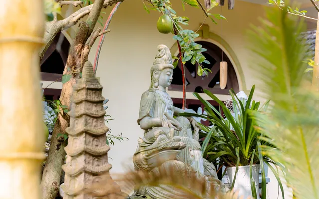 Văn khấn lễ cúng dường Tam Bảo