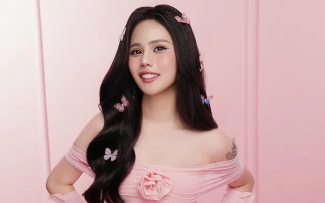 Đông Nhi trở lại với âm nhạc sau khi sinh con gái thứ hai