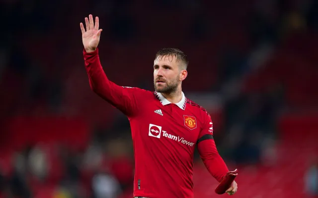 Luke Shaw vắng mặt ở đại chiến MU với Liverpool | VTV.VN