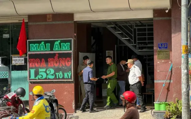 Vụ bạo hành trẻ em ở Mái ấm Hoa Hồng: Công an kiểm tra, mời một số người làm việc | VTV.VN