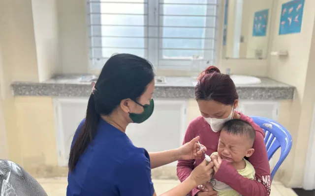 TP Hồ Chí Minh triển khai tiêm vaccine sởi cho trẻ từ 6 đến 9 tháng tuổi