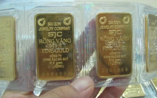 Giá vàng giảm tiếp hơn 1 triệu đồng/lượng | VTV.VN