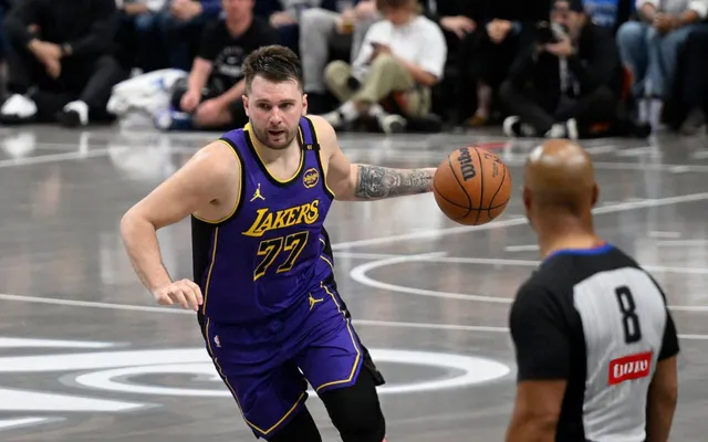 Luka Doncic chơi bùng nổ trong lần đầu gặp lại Dallas Mavericks | VTV.VN