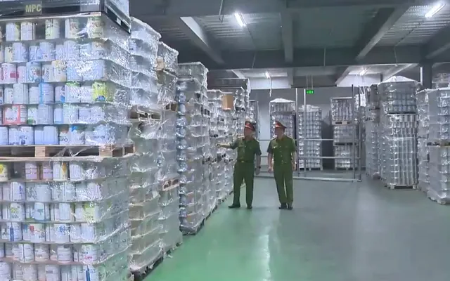 Gần 600 loại sữa bị làm giả với số lượng lớn, thu lợi gần 500 tỷ đồng |  VTV.VN