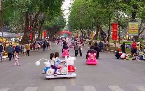 Đảm bảo an toàn thực phẩm và chăm sóc trẻ khi vui chơi ngoài trời