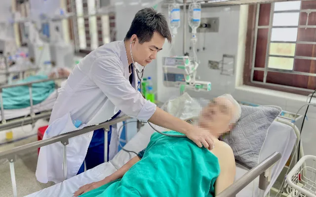Bệnh nhân 70 tuổi suýt tử vong do ngộ độc Metformin