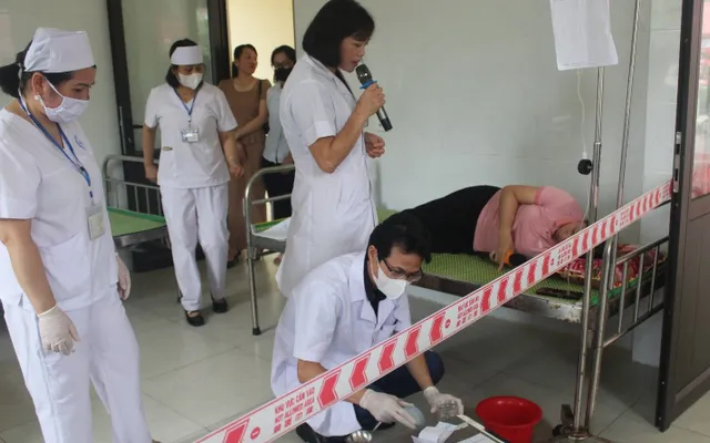 Diễn tập xử lý ngộ độc thực phẩm tại bữa cỗ đông người