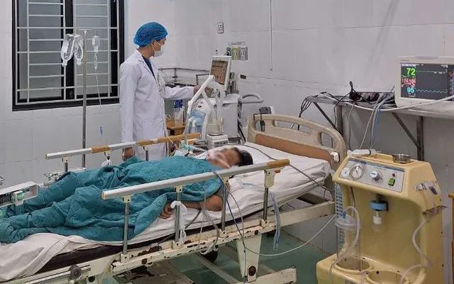 Cấp cứu bệnh nhân COVID-19 nguy kịch tại Đắk Nông: Áp dụng lọc máu liên tục và thở máy